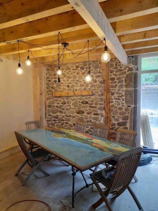 La Grange De La Gratade Villa Rochefort-Montagne Eksteriør billede