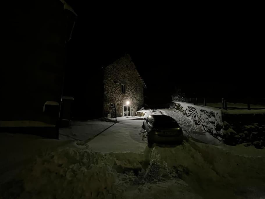 La Grange De La Gratade Villa Rochefort-Montagne Eksteriør billede